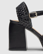 VALERIE/255 NEGRO