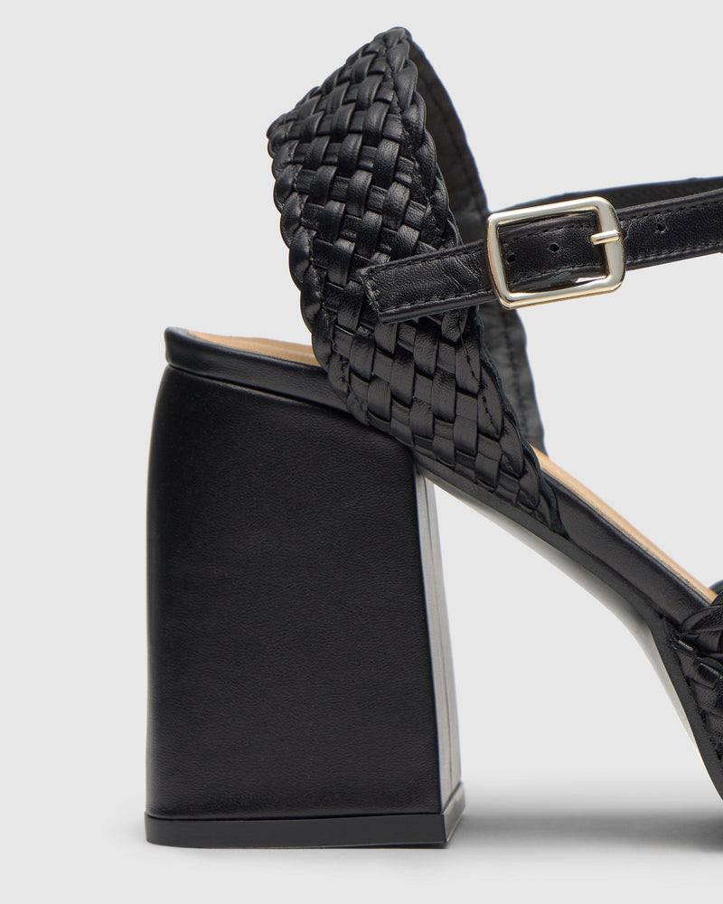 VALERIE/255 NEGRO