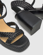 VALERIE/255 NEGRO